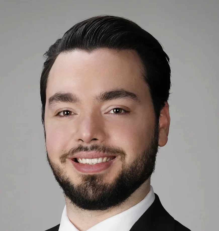 David Hinojosa-Gonzalez, MD An image showcasing David Hinojosa-Gonzalez, MD, a PGY-1 Urology Resident at Baylor College of Medicine, highlighting his professional journey and achievements.